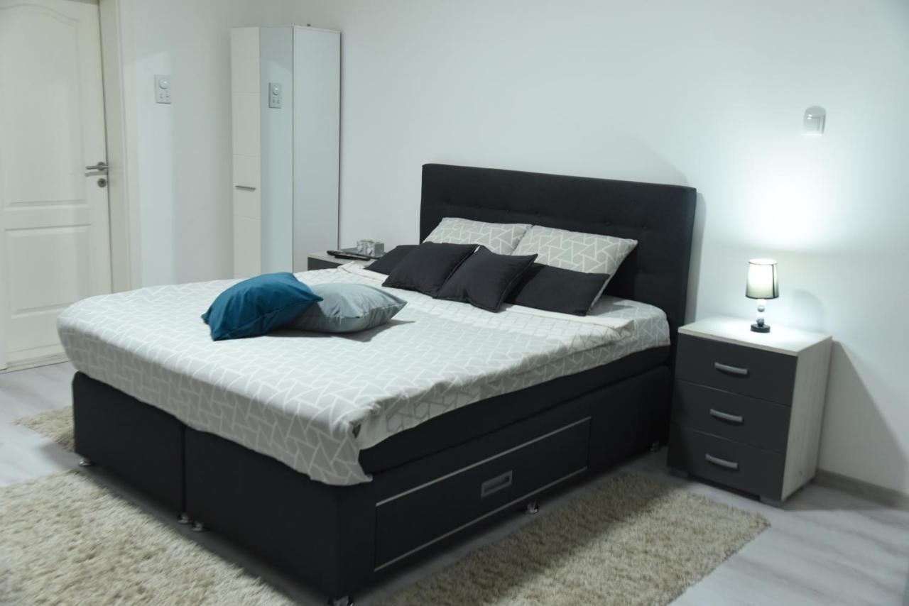 Apartmani Sofronic Loznica 2 Экстерьер фото